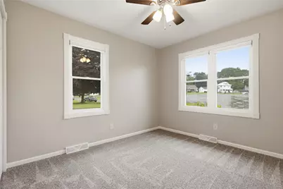 815 Sunset Avenue, Grove City Boro, PA 16127 - Photo 18