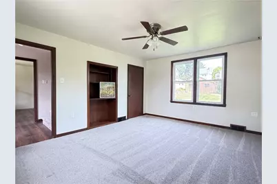526 Bryan Ave, Baden, PA 15005 - Photo 4