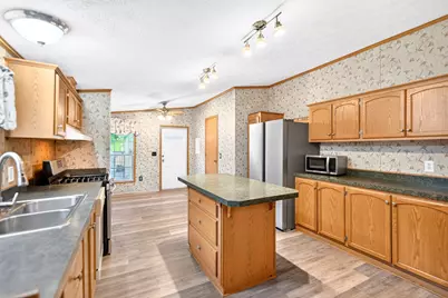 716 Hamilton Avenue, Rostraver, PA 15012 - Photo 22