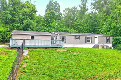 716 Hamilton Avenue, Rostraver, PA 15012 - Photo 4