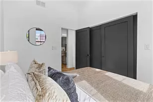 2037 Forbes Ave, Pittsburgh, PA 15219 - Photo 18
