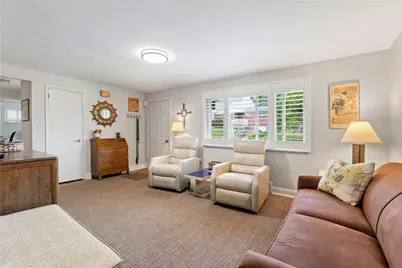 348 Kohlman Dr, Pittsburgh, PA 15214 - Photo 18