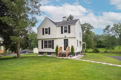 4060 Circle Dr, Richland, PA 15007 - Photo 1