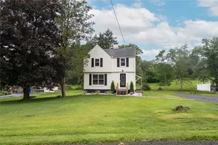 4060 Circle Dr, Richland, PA 15007 - Photo 2