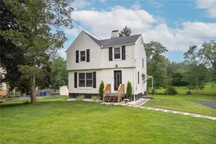 4060 Circle Dr, Richland, PA 15007 - Photo 1
