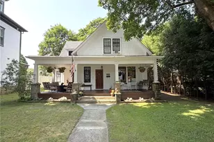 329 E Main St, Ligonier Boro, PA 15658 - Photo 1