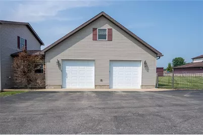 231 9th St, Conemaugh-Yough Townships, PA 15681 - Photo 2