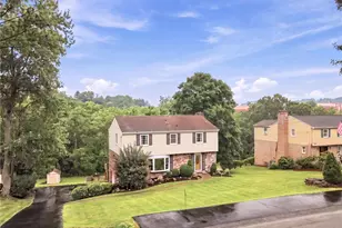 339 Stonebrook Dr, Peters Township, PA 15317 - Photo 2