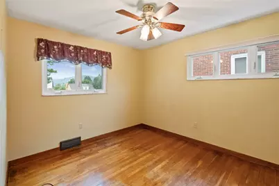 33 Perry St, Pittsburgh, PA 15209 - Photo 14