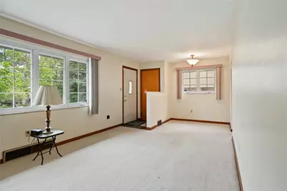 33 Perry St, Pittsburgh, PA 15209 - Photo 2