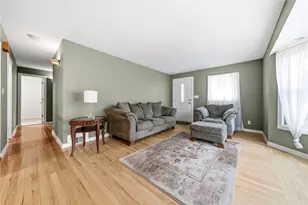 308 Maple Rd, Pittsburgh, PA 15239 - Photo 8