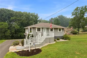308 Maple Rd, Pittsburgh, PA 15239 - Photo 2