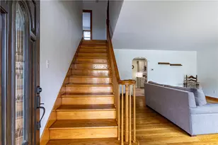 11 W Market St, Burgettstown Boro, PA 15021 - Photo 2
