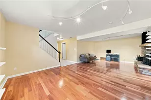 1737 Grovecrest Dr, Pittsburgh, PA 15239 - Photo 28