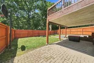 1737 Grovecrest Dr, Pittsburgh, PA 15239 - Photo 38