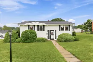 102 Garfield Rd, Latrobe, PA 15650 - Photo 2