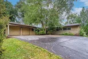 2636 Sample Rd, Hampton, PA 15101 - Photo 1