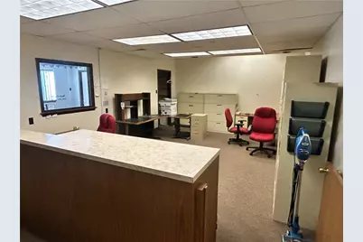 227 N Jefferson St, New Castle, PA 16101 - Photo 8