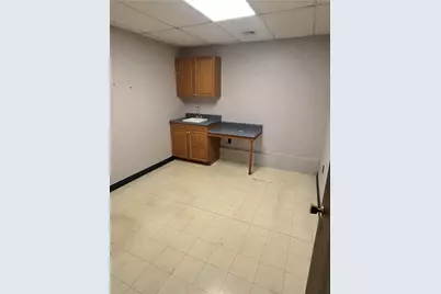 227 N Jefferson St, New Castle, PA 16101 - Photo 14