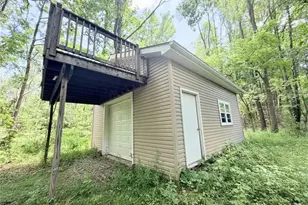 433 Shady Dr, Grove City Boro, PA 16127 - Photo 8