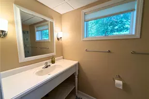 433 Shady Dr, Grove City Boro, PA 16127 - Photo 44