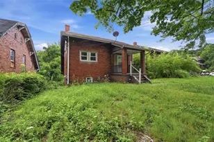 375 Ohio Ave, Clairton, PA 15025 - Photo 2