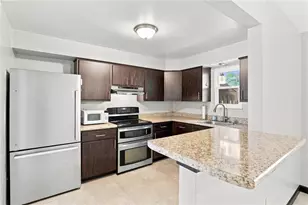 239 Thornberry Dr, Ross Twp, PA 15237 - Photo 8