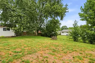 25 Dover Dr, Cranberry Township, PA 16066 - Photo 24