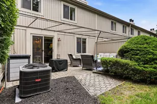 1554 Pineview Dr, Pittsburgh, PA 15241 - Photo 36