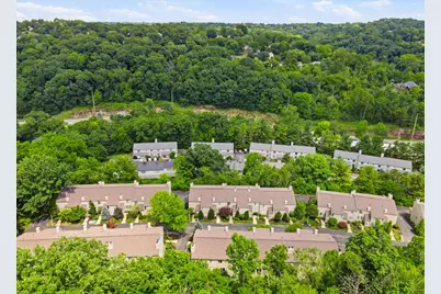 1554 Pineview Drive, Pittsburgh, PA 15241 - Photo 38