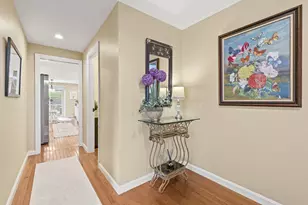 1554 Pineview Dr, Pittsburgh, PA 15241 - Photo 4