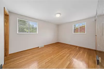349 Crescent Gardens Drive, Pittsburgh, PA 15235 - Photo 14