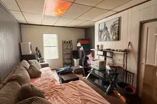 325 W Cunningham St, Butler, PA 16001 - Photo 2