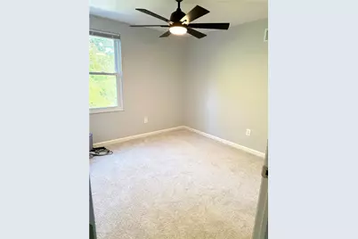 1913 Riggs Rd, South Park, PA 15129 - Photo 18