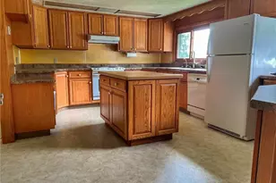 14 Steingrabe Rd, East Lackawannock Township, PA 16142 - Photo 4