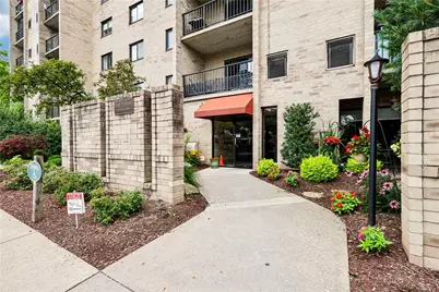 1400 Smokey Wood Dr #804, Pittsburgh, PA 15218 - Photo 4