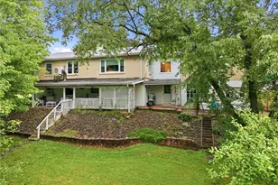 2552 S Hermitage Rd, Hermitage, PA 16148 - Photo 4