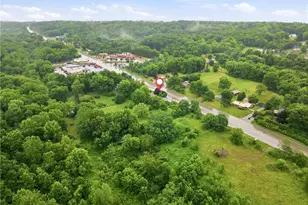 2552 S Hermitage Rd, Hermitage, PA 16148 - Photo 12