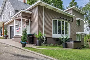 1137 Constitution St, Tarentum, PA 15084 - Photo 1