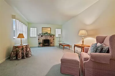 1022 Willow Dr, Ross Twp, PA 15237 - Photo 6