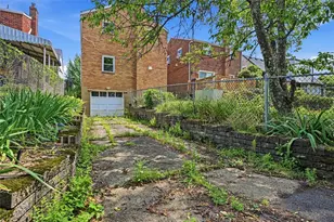 1611 Trinity St, Pittsburgh, PA 15206 - Photo 22