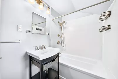 434 Regency Dr, Pittsburgh, PA 15239 - Photo 14