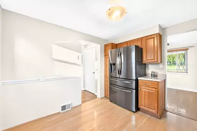 434 Regency Dr, Pittsburgh, PA 15239 - Photo 10