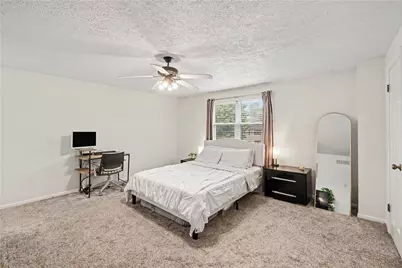 3074 E Bardonner Rd, Hampton, PA 15044 - Photo 12