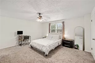 3074 E Bardonner Rd, Hampton, PA 15044 - Photo 12