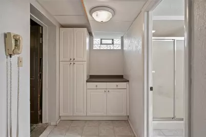 8 Norwich Ave, Pittsburgh, PA 15229 - Photo 22