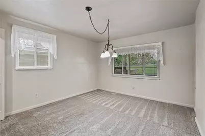 8 Norwich Ave, Pittsburgh, PA 15229 - Photo 12