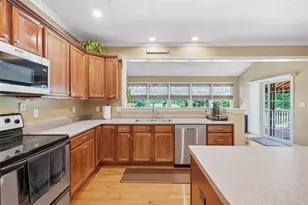 106 Valley Brook Dr, Adams Township, PA 16059 - Photo 8