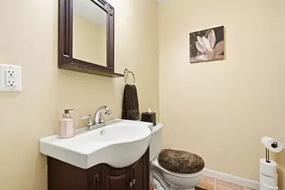 106 Valleybrook Dr, Adams Township, PA 16059 - Photo 32