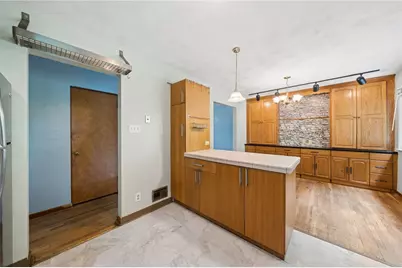 270 Roycroft Ave, Pittsburgh, PA 15234 - Photo 8